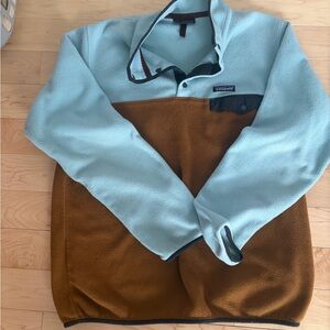 Patagonia Blue and Brown Snap-T Fleece